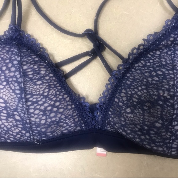 Rose & Vine Bra - Picture 9 of 16